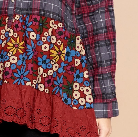Plaid & Floral Lace Tiered Tunic Shirt - Picture 4 of 4